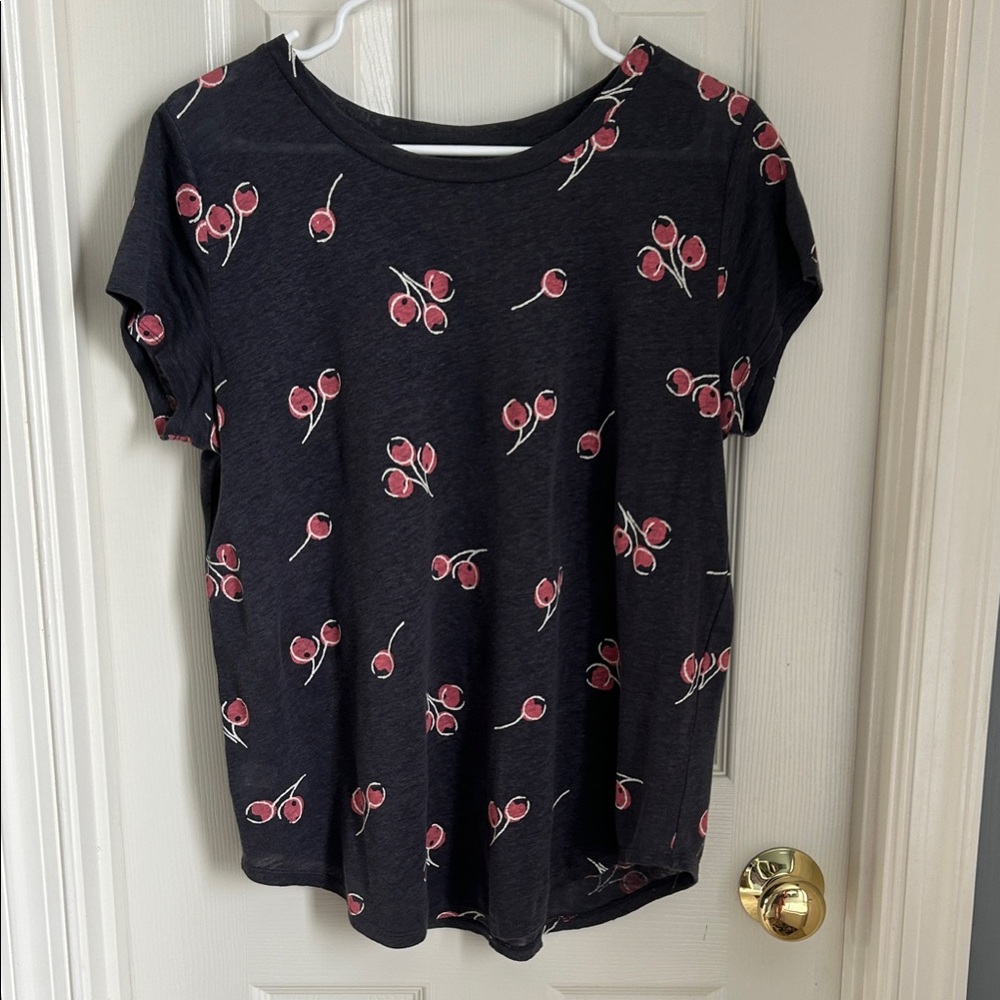 ⚜️ LOFT Cherry Print Gray Women's Top